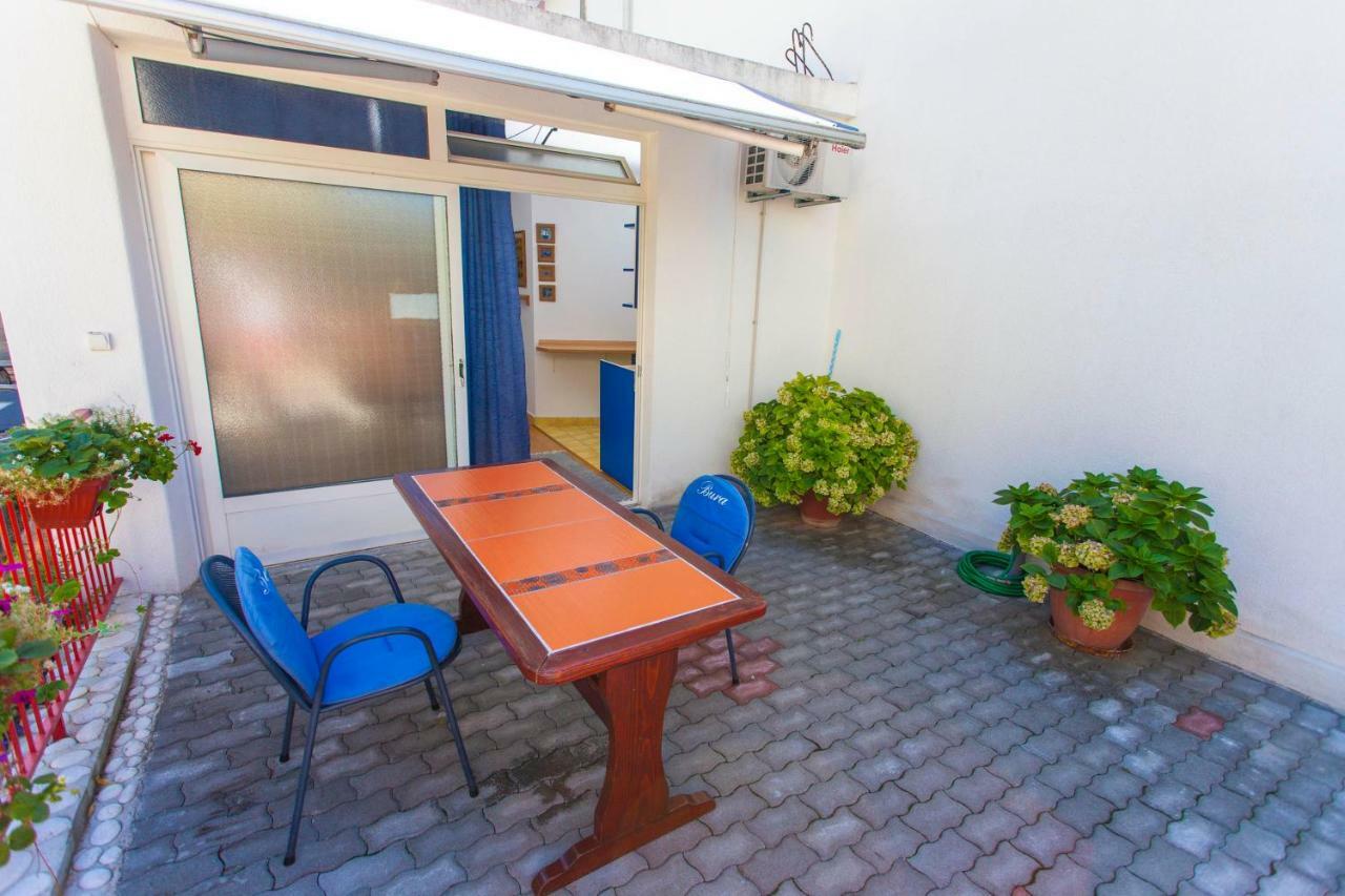 Apartments Paunovic Макарска Екстериор снимка
